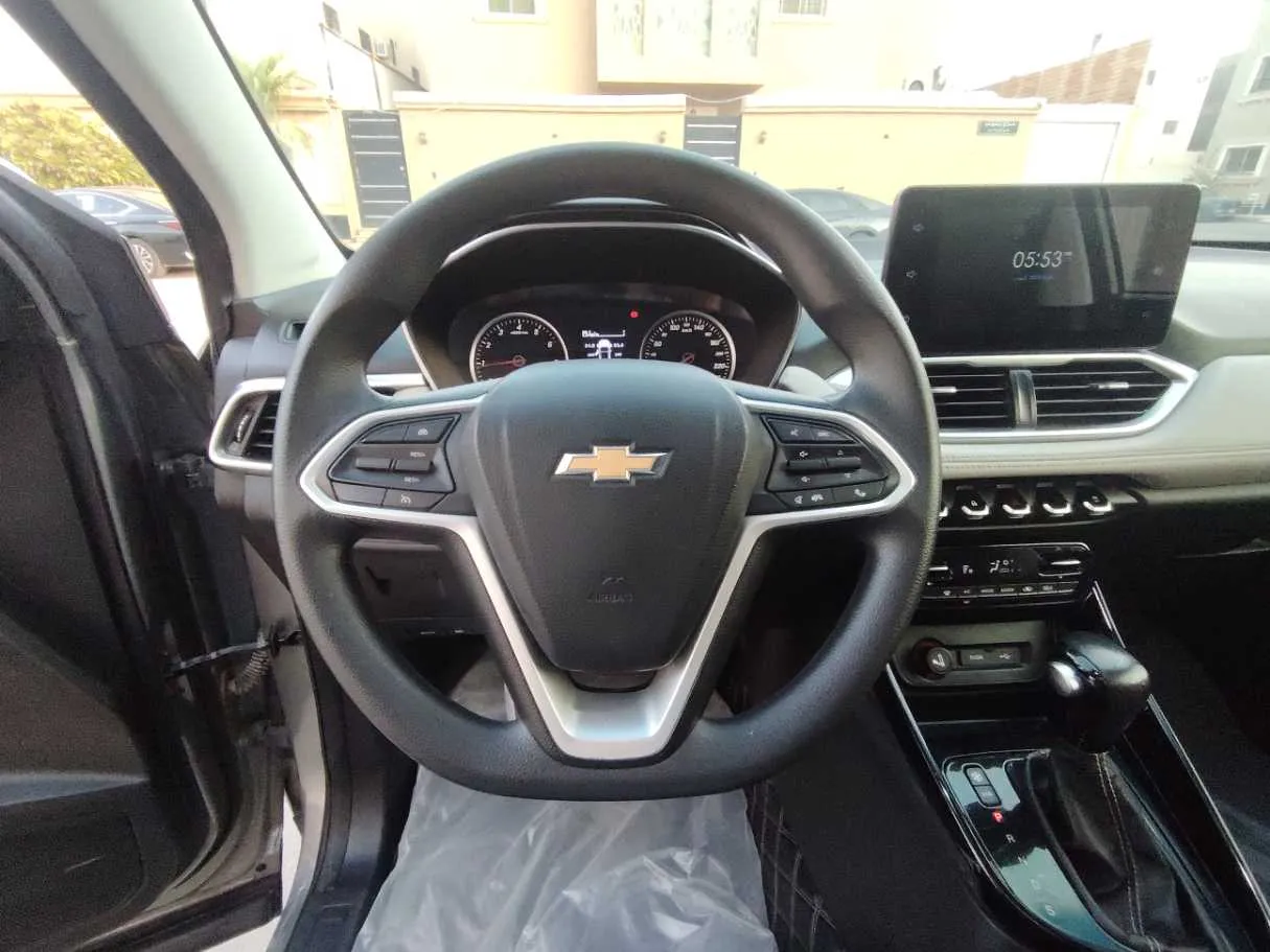 Car image 22