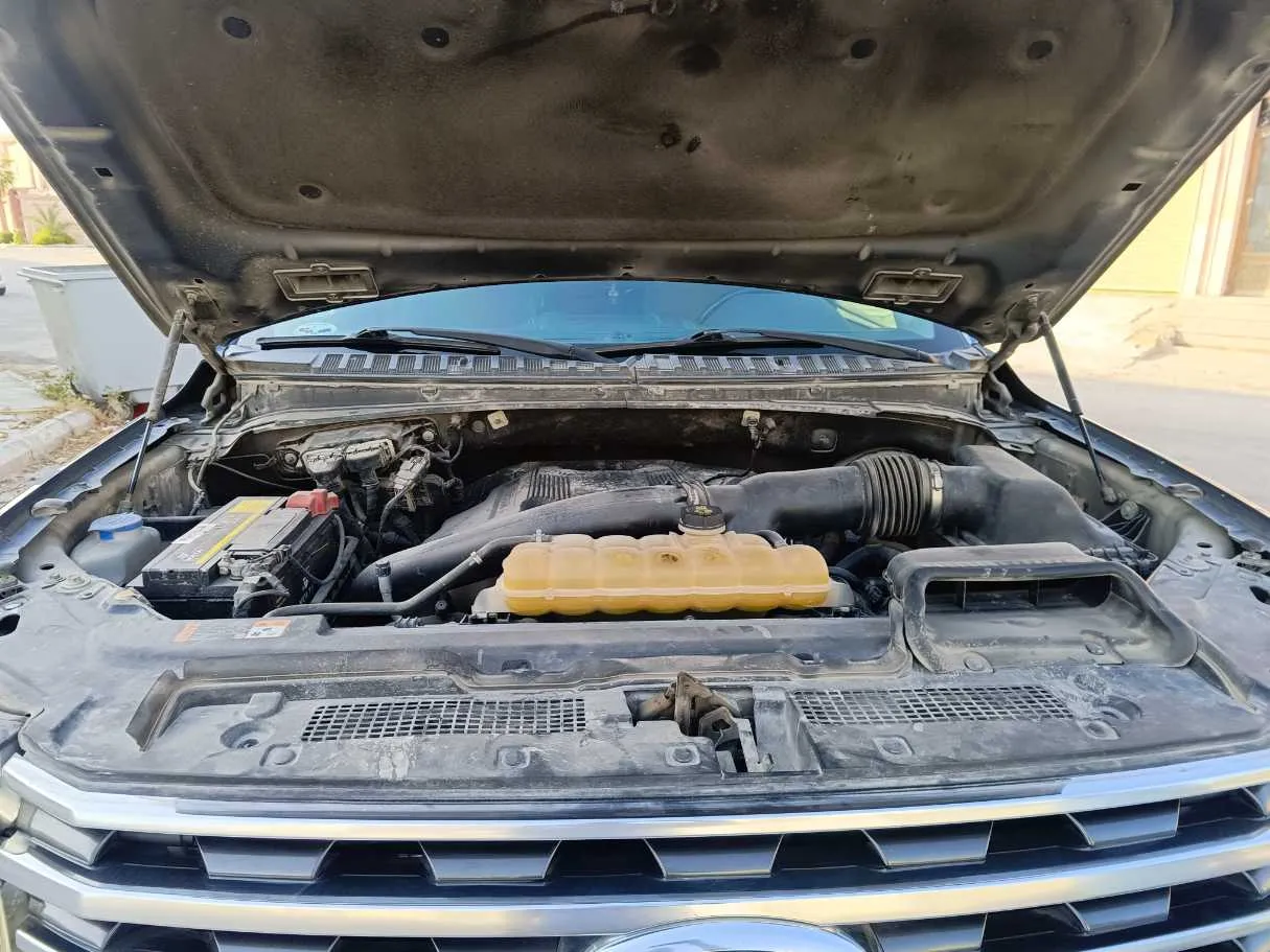 Car image 36