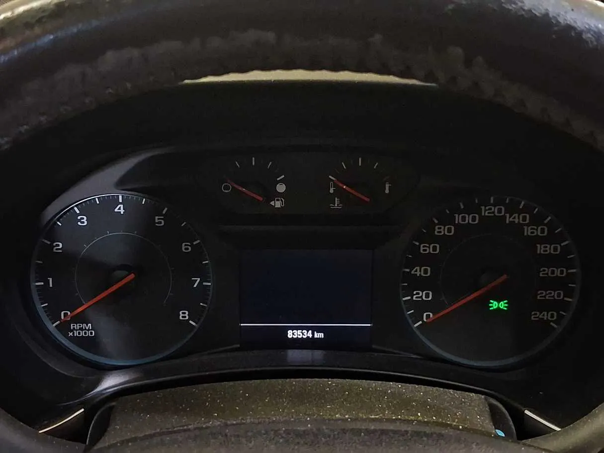 Car image 18