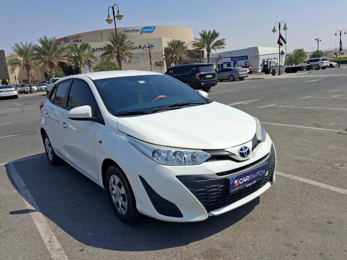 Car image 4