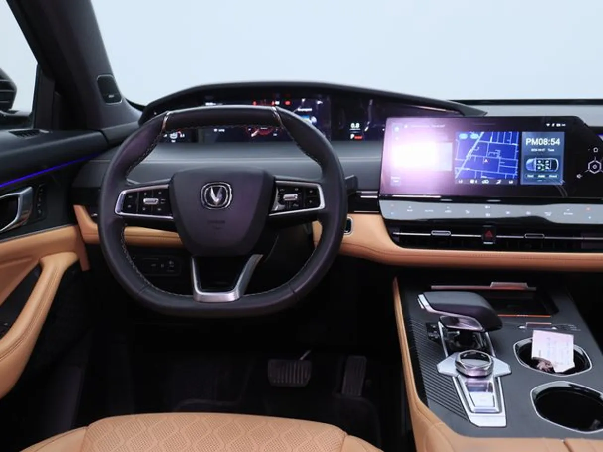 Car image 15