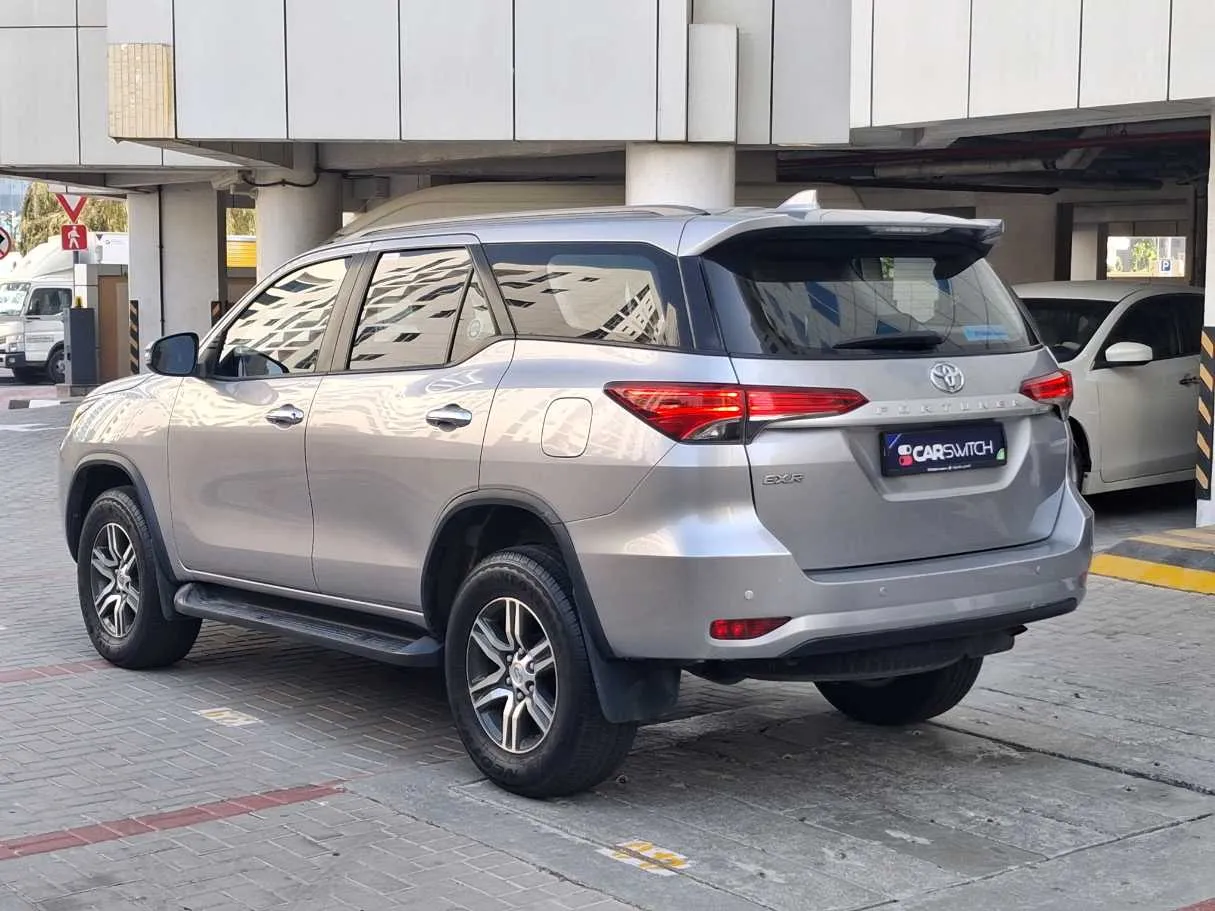 Car image 7