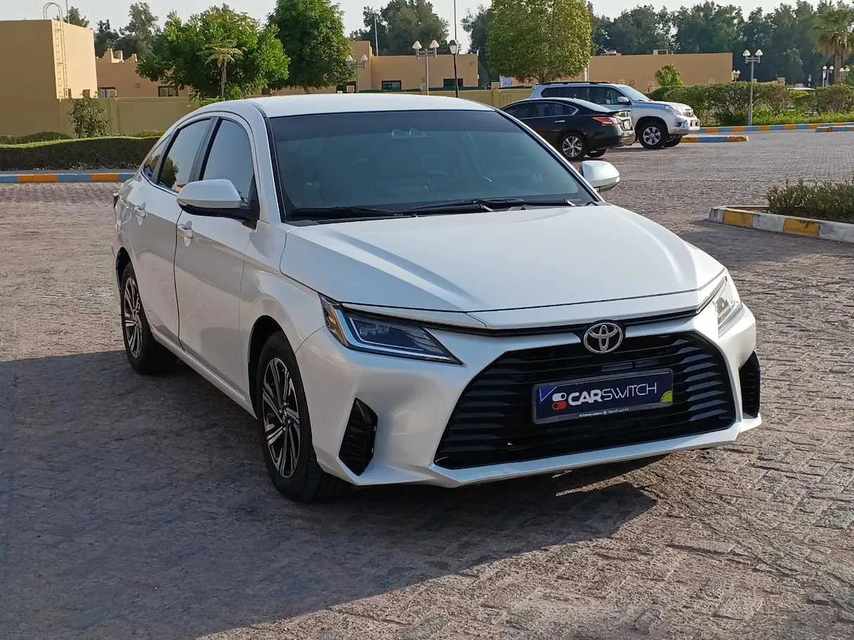 Car image 3