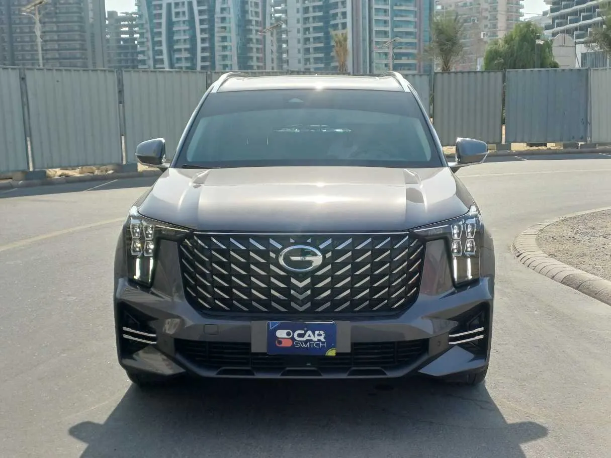 Car image 2