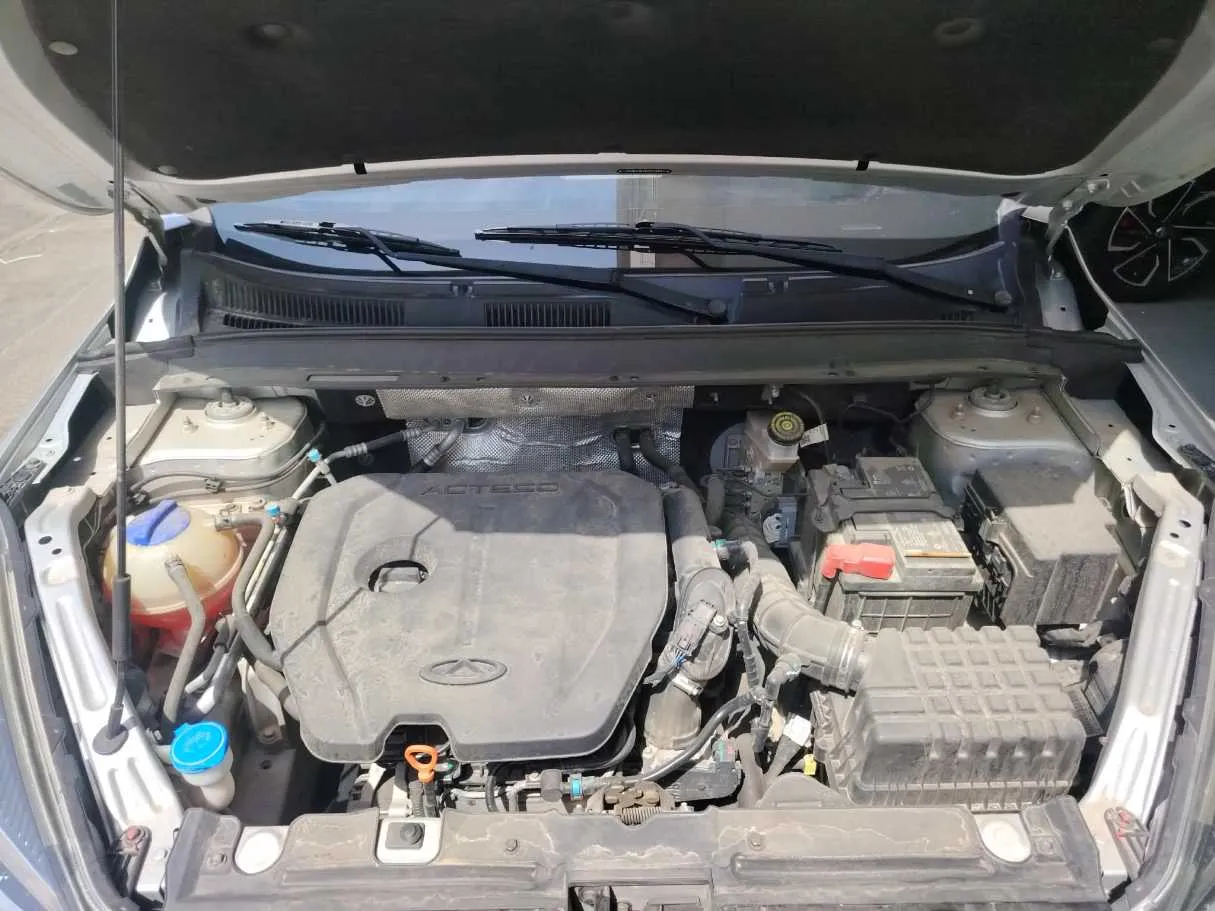 Car image 40