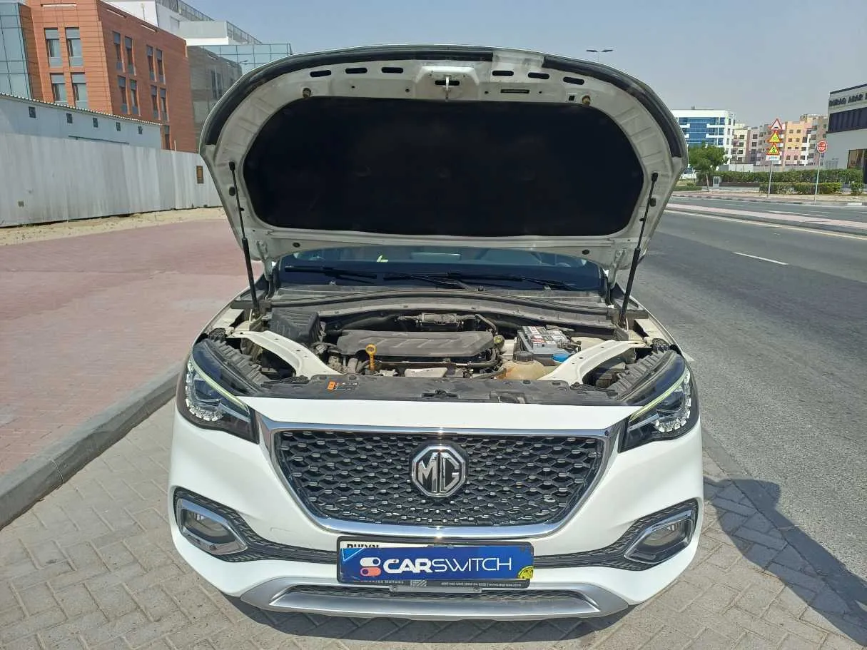 Car image 25