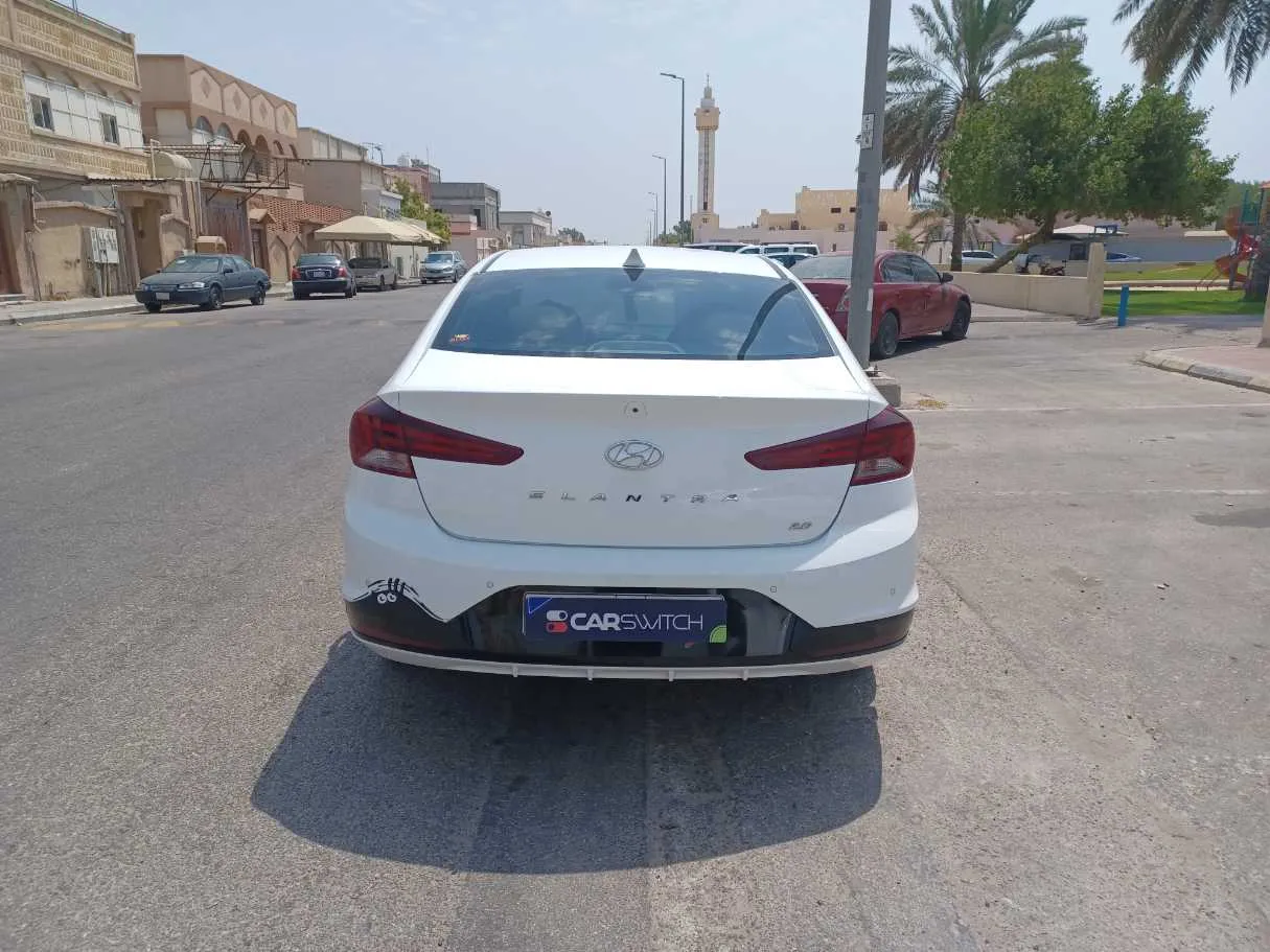 Car image 6