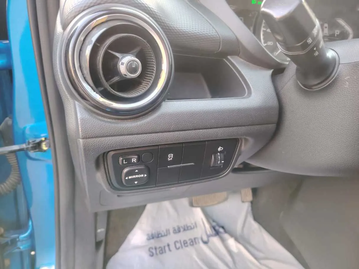 Car image 31
