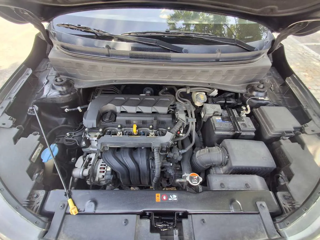 Car image 20