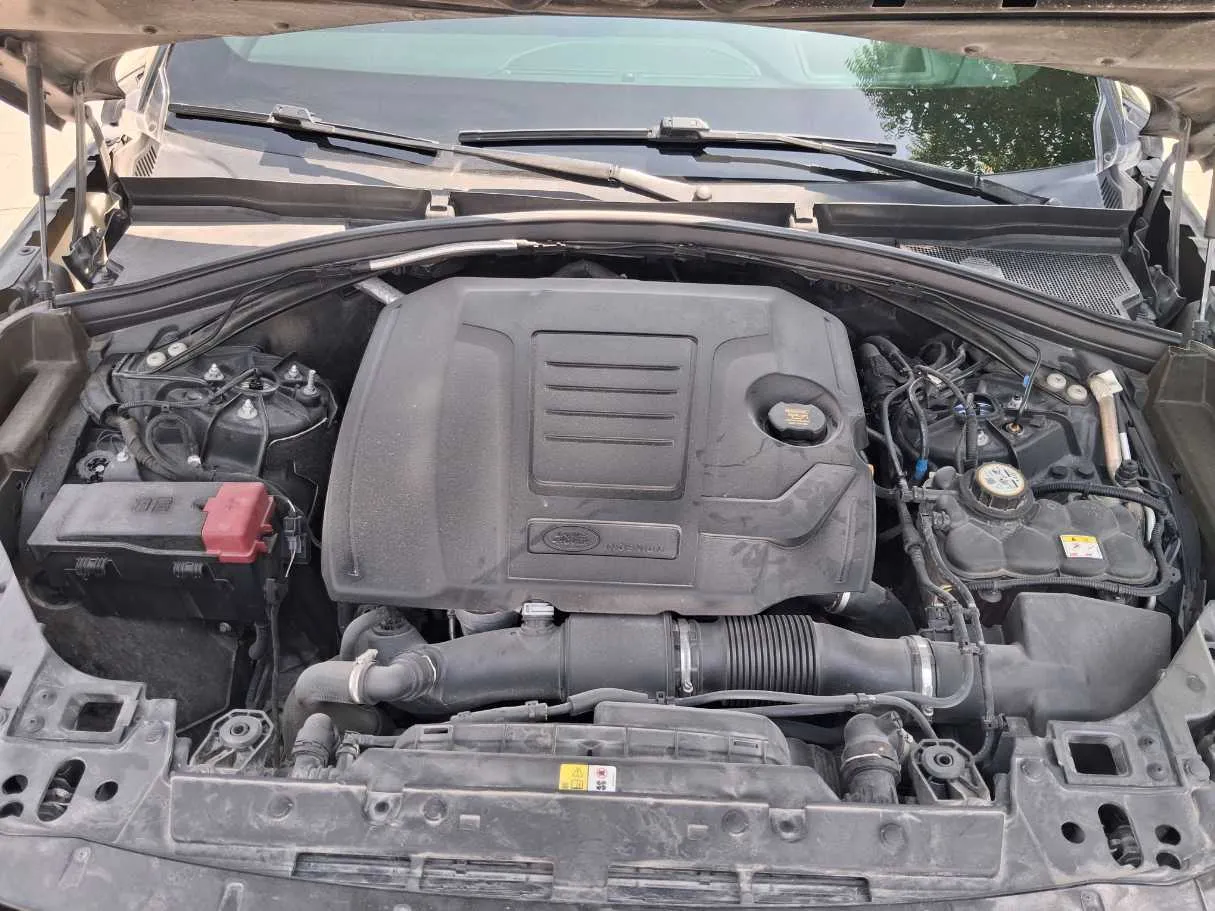 Car image 22