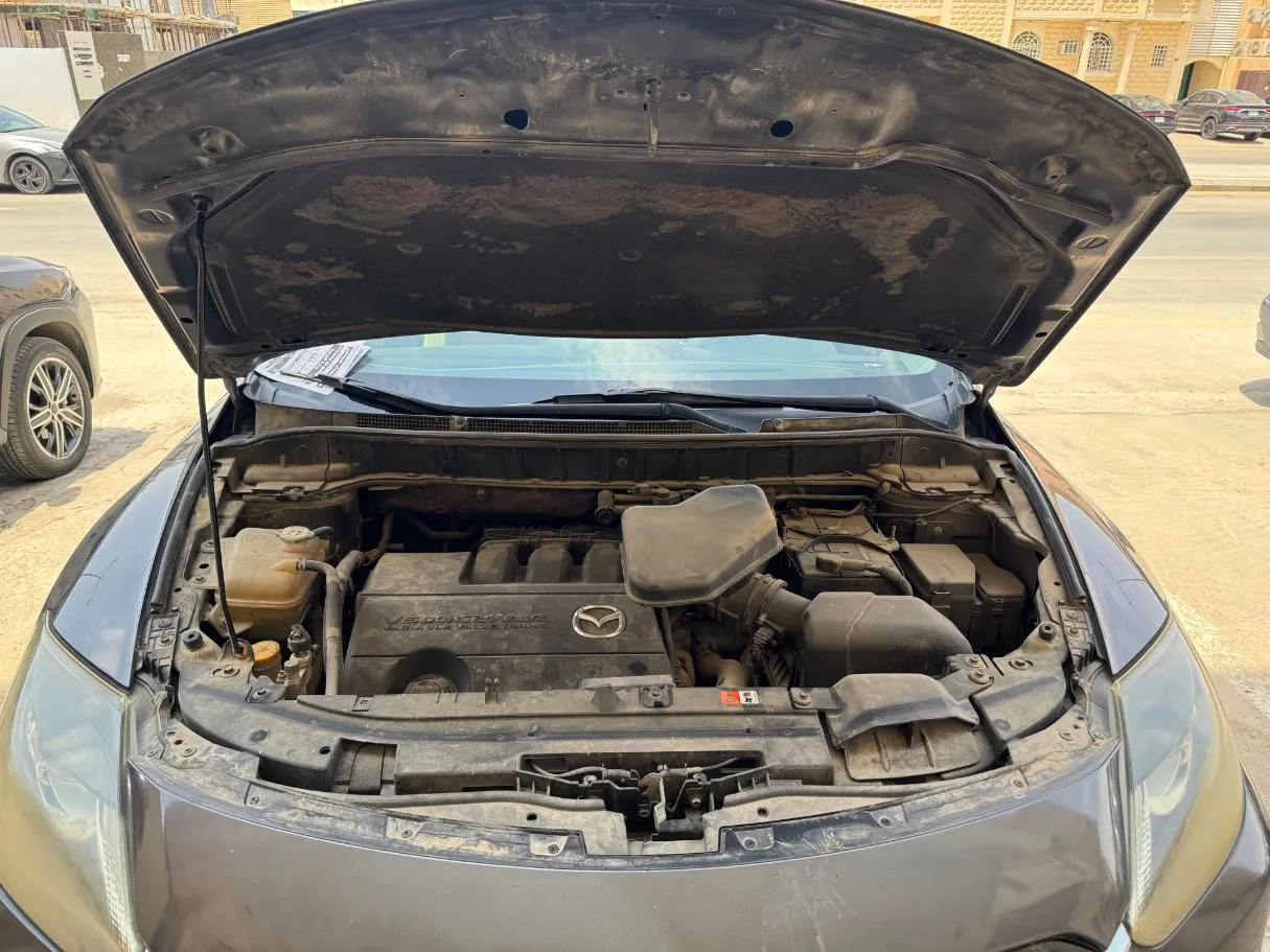 Car image 27