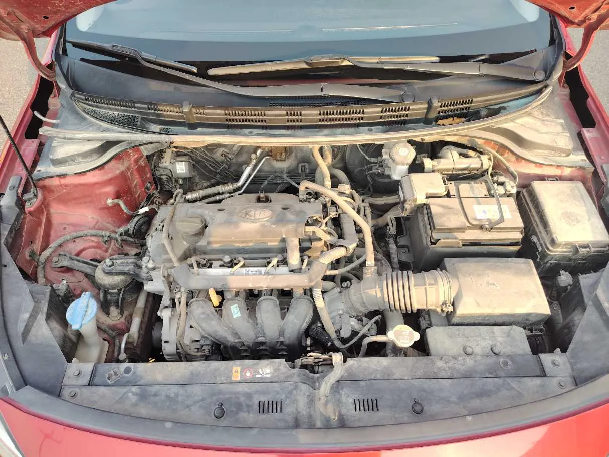 Car image 28