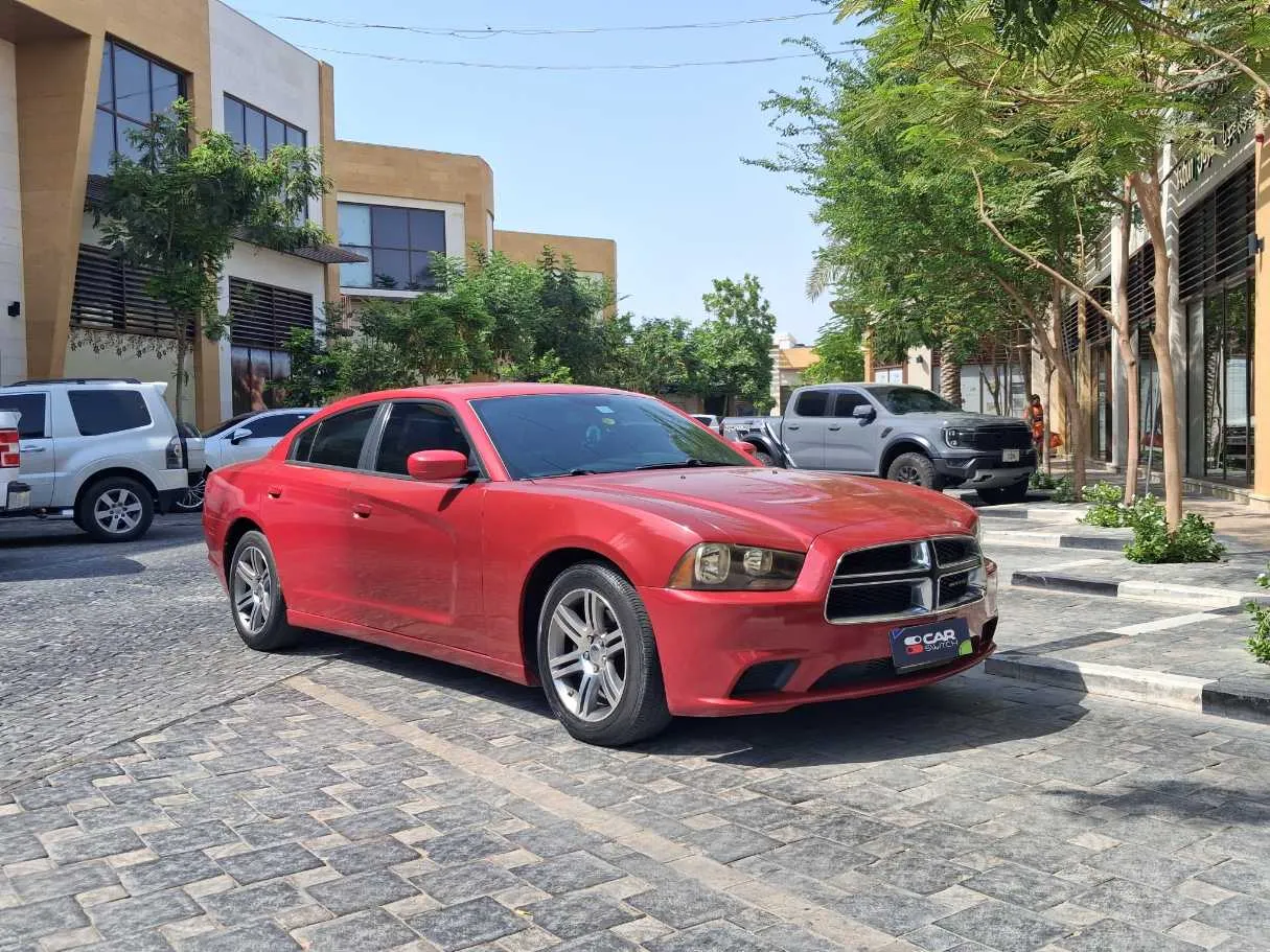 Car image 3