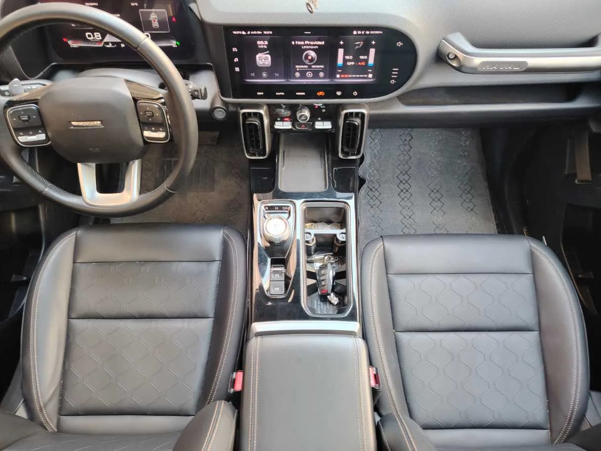 Car image 20