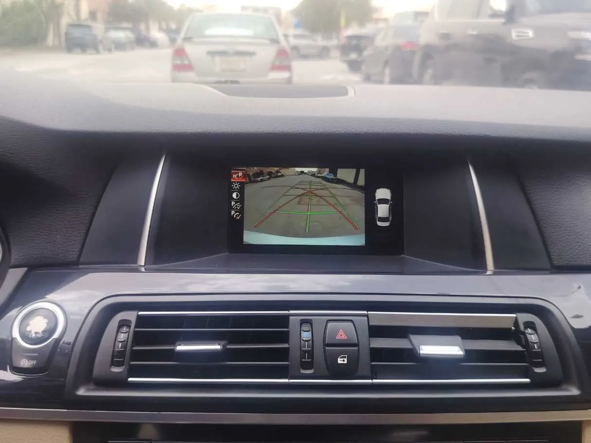 Car image 21