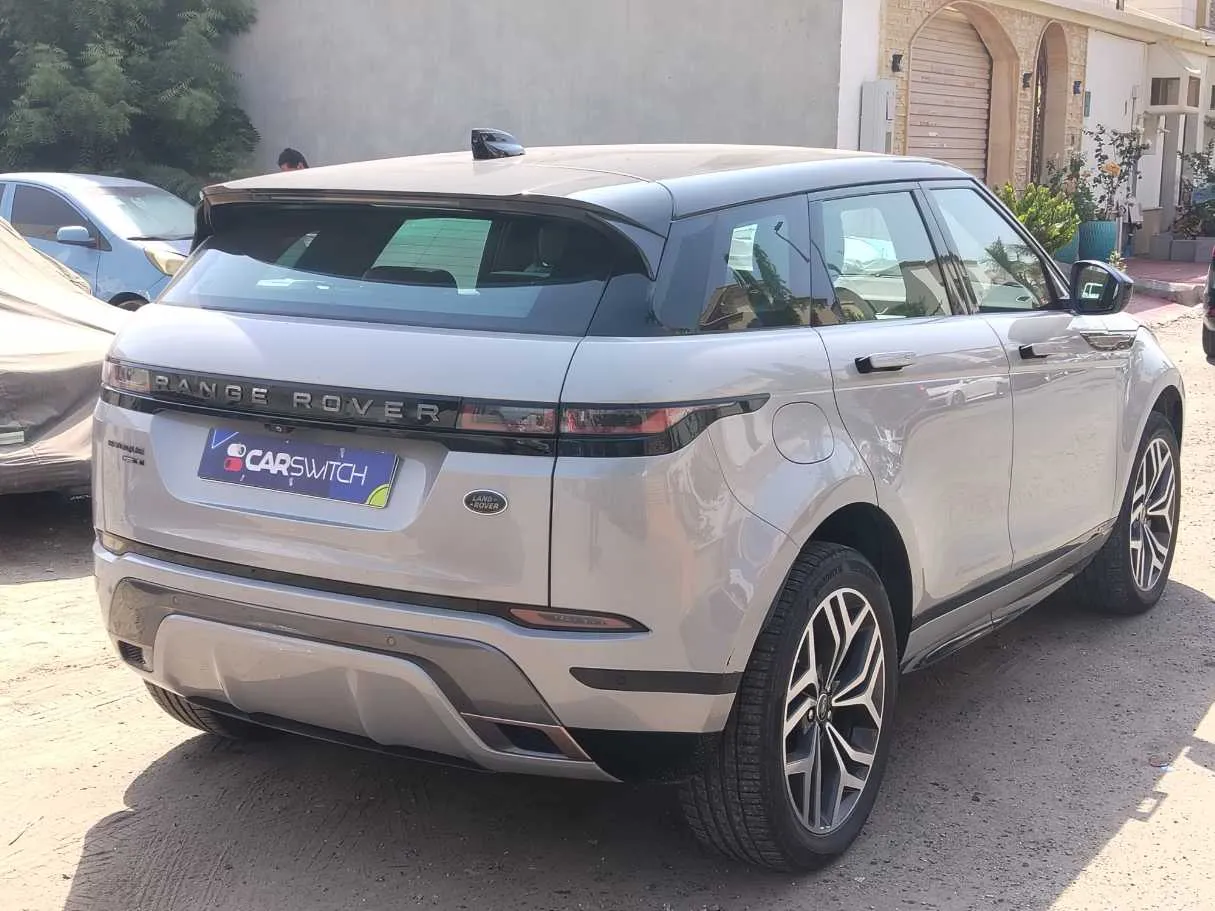 Car image 5