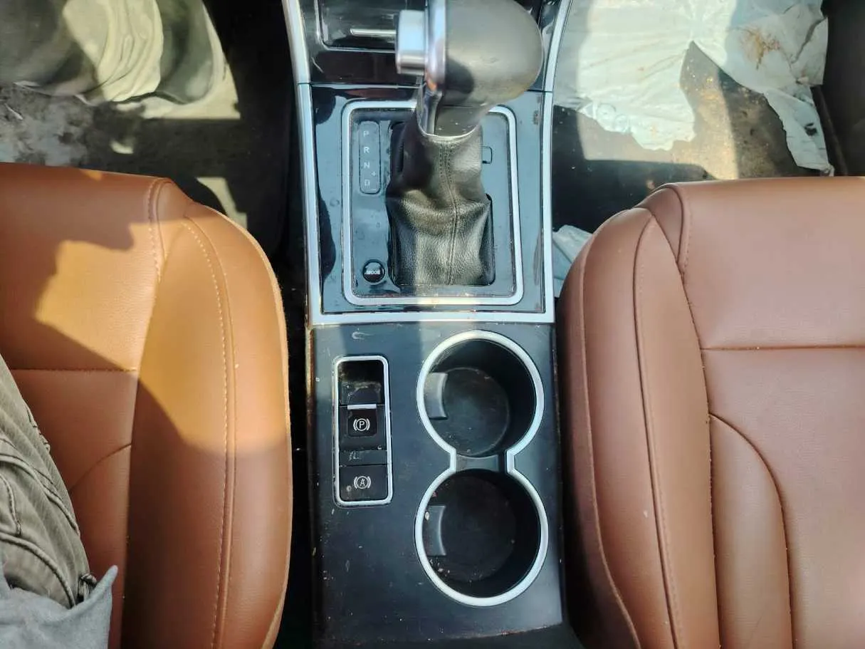 Car image 22