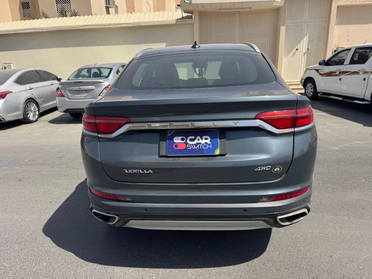 Car image 6