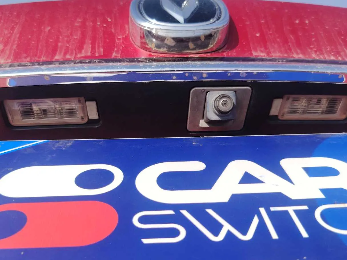 Car image 35