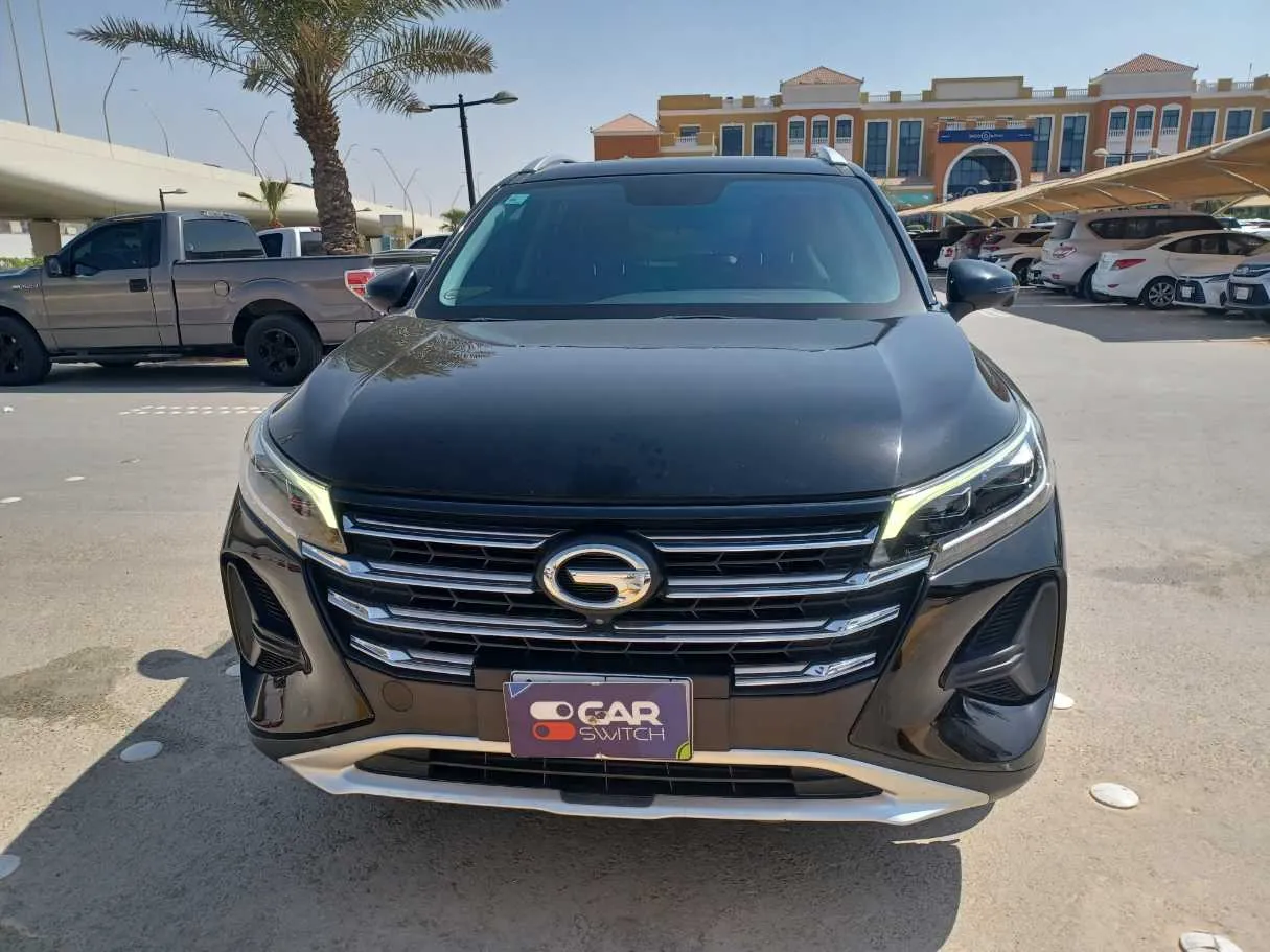 Car image 2