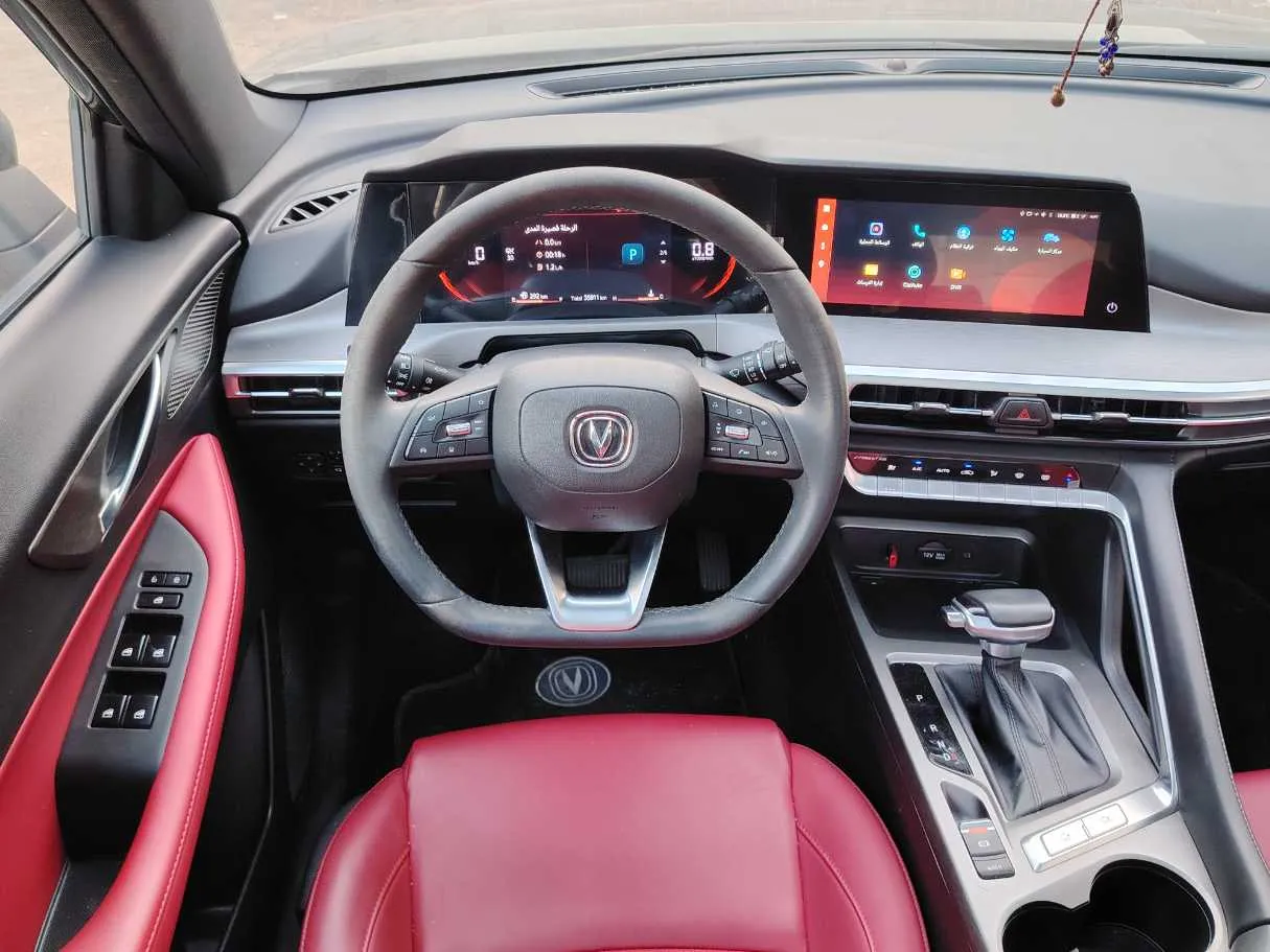 Car image 26