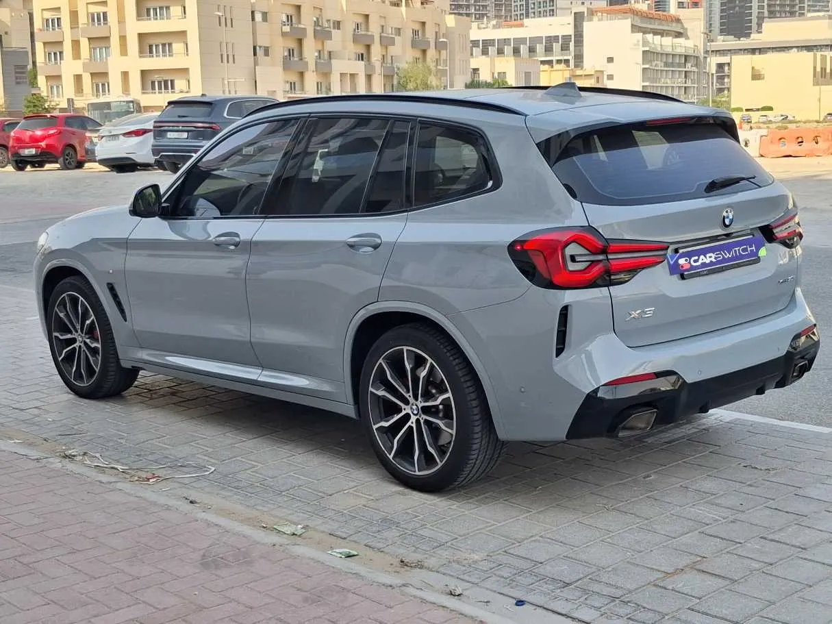 Car image 7