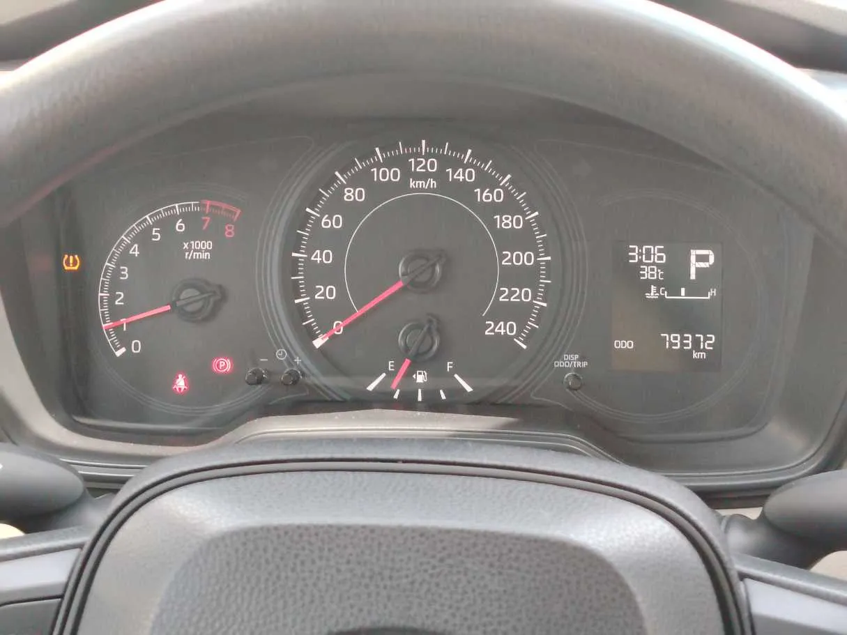 Car image 22