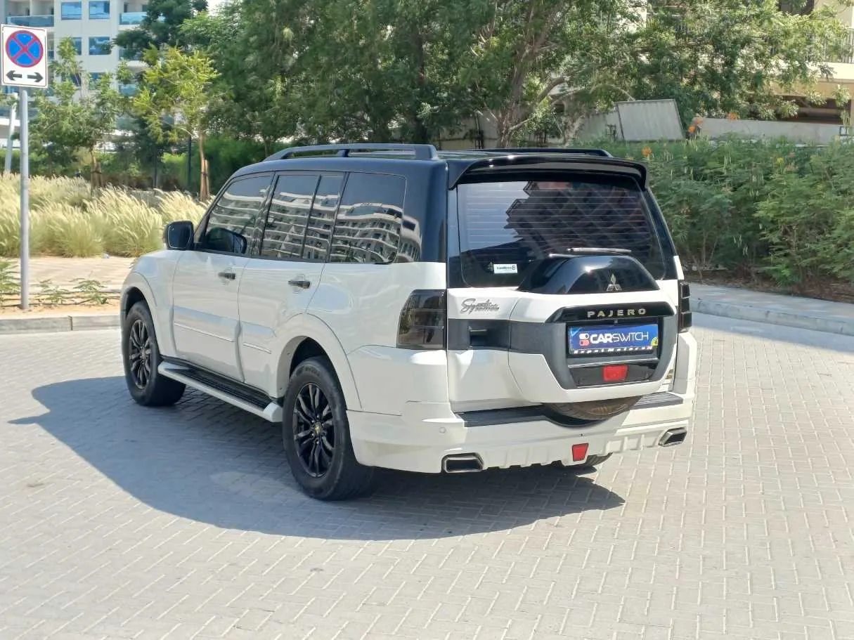 Car image 7