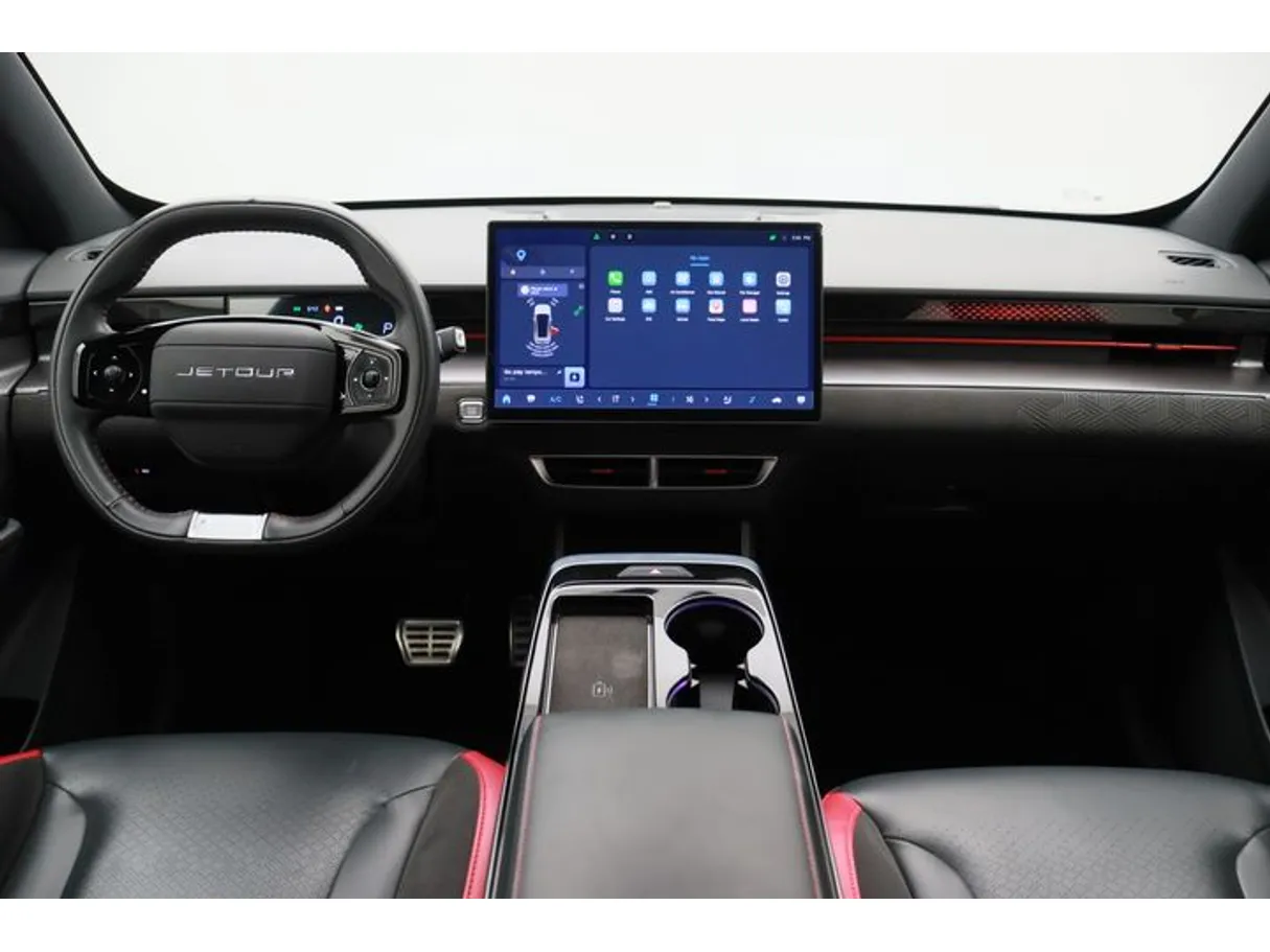 Car image 14