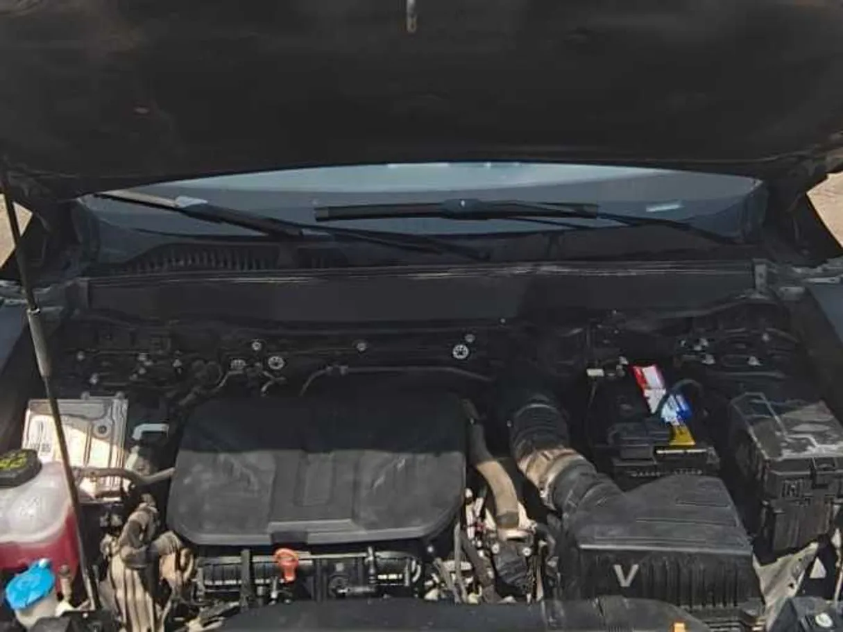 Car image 36