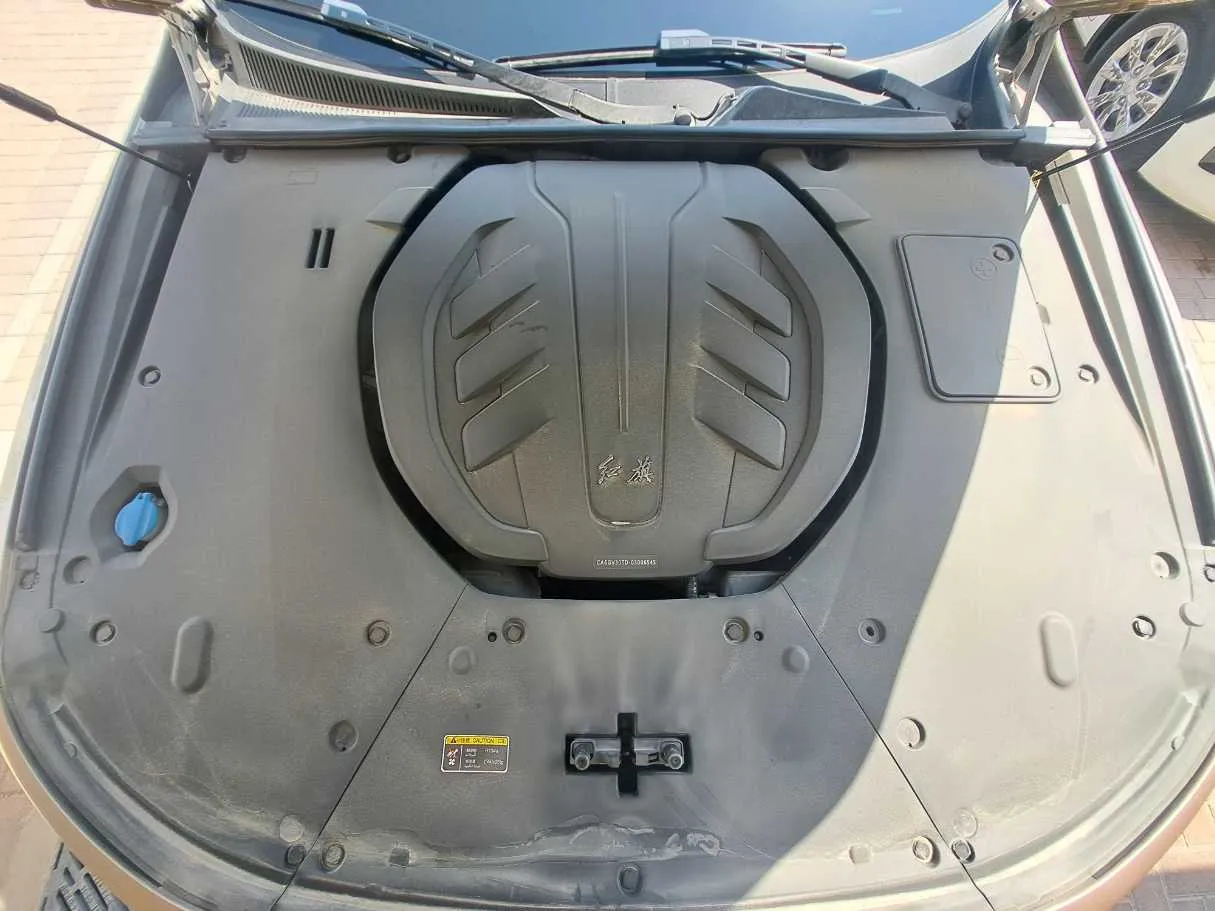 Car image 19