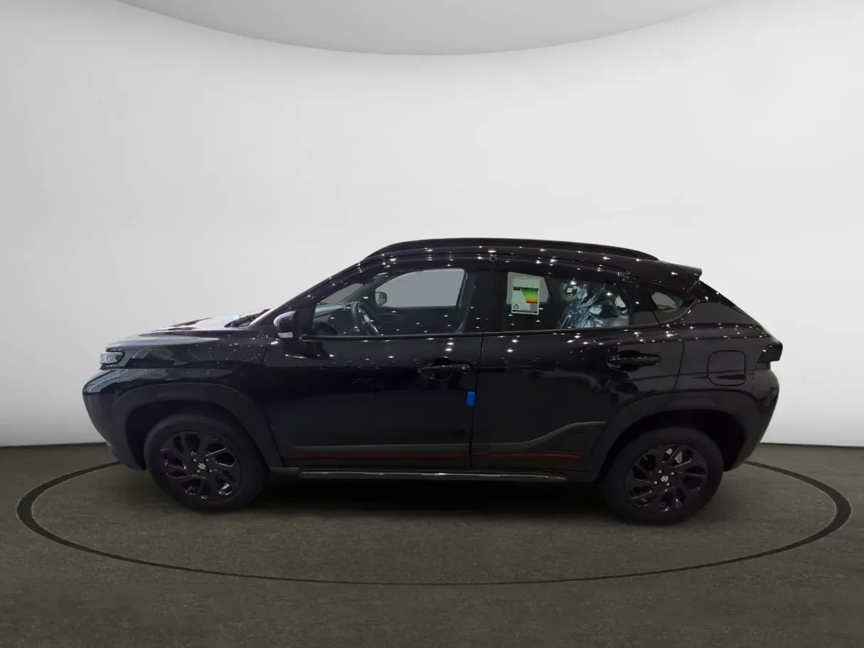 Car image 4