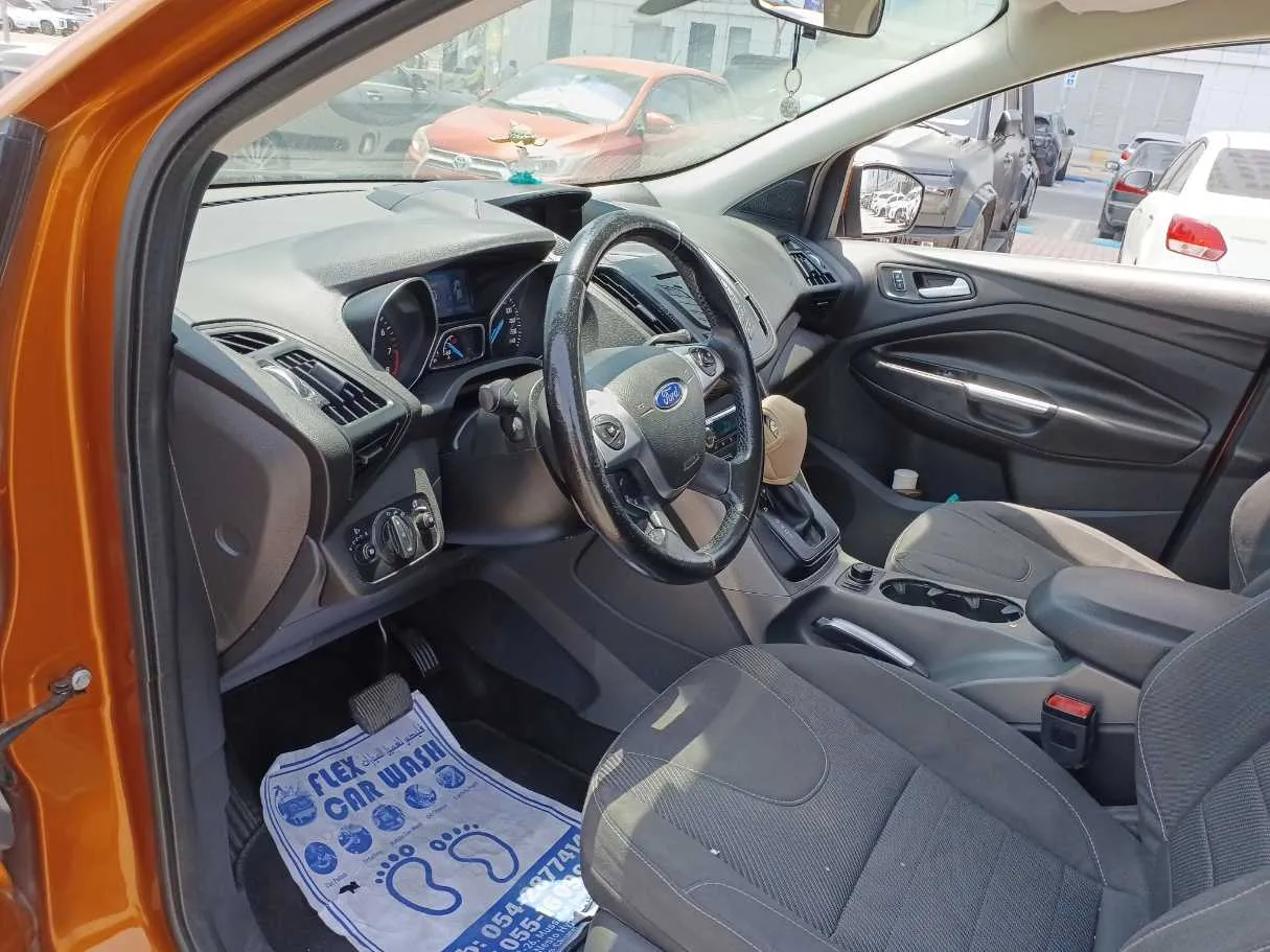 Car image 11