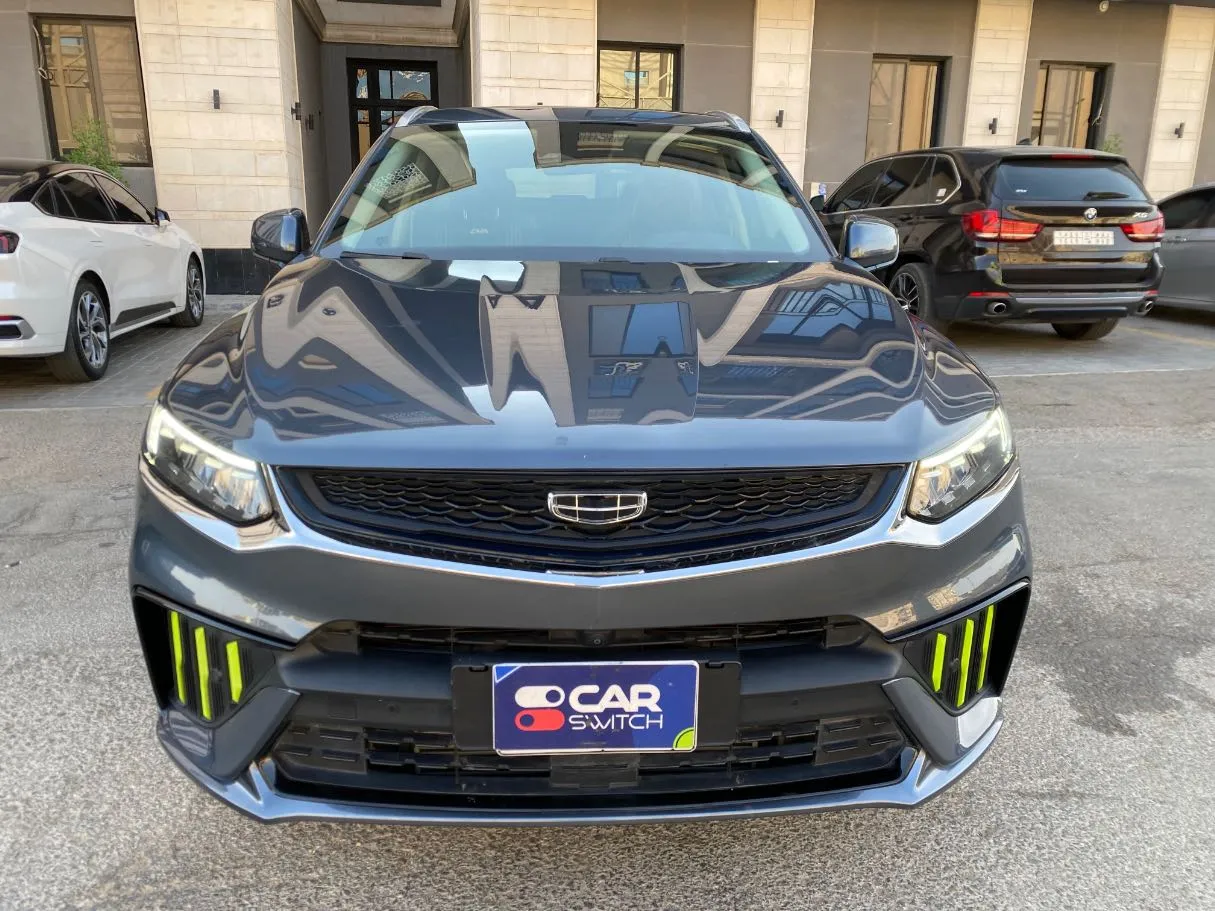Car image 2