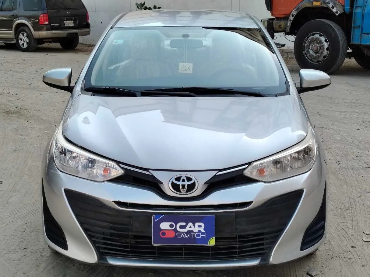 Car image 2