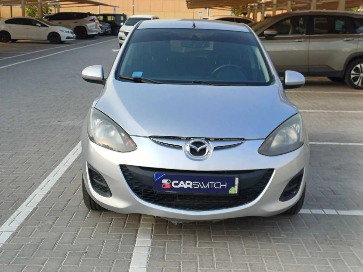 Car image 2
