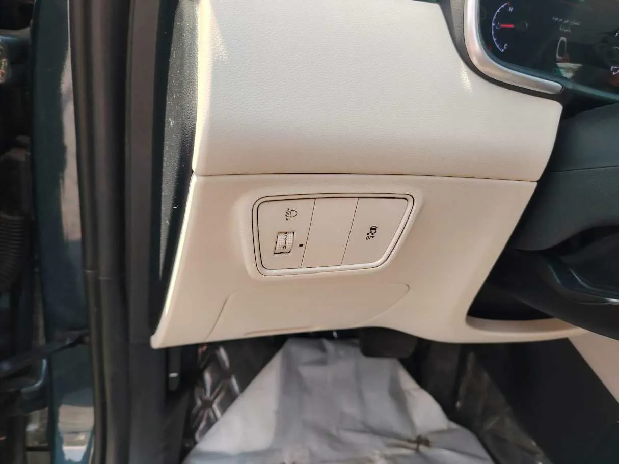 Car image 41