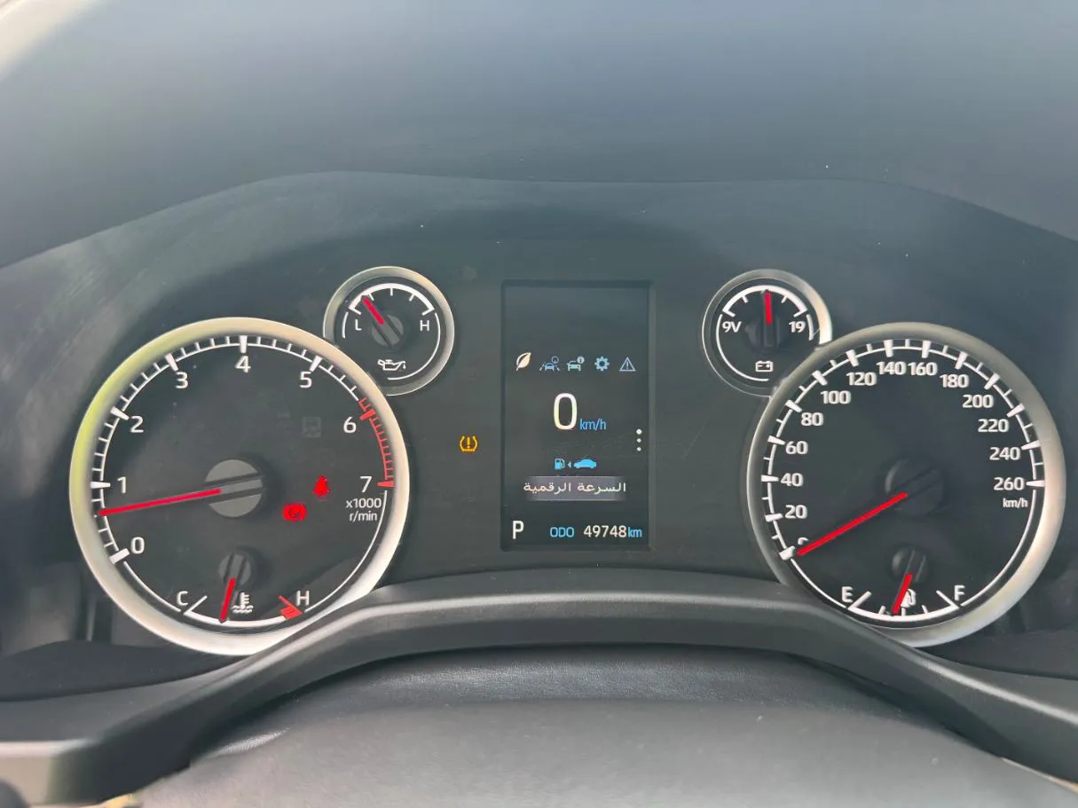 Car image 19