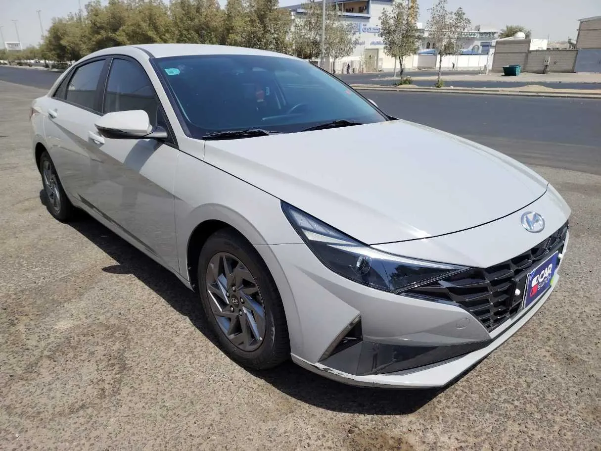 Car image 3