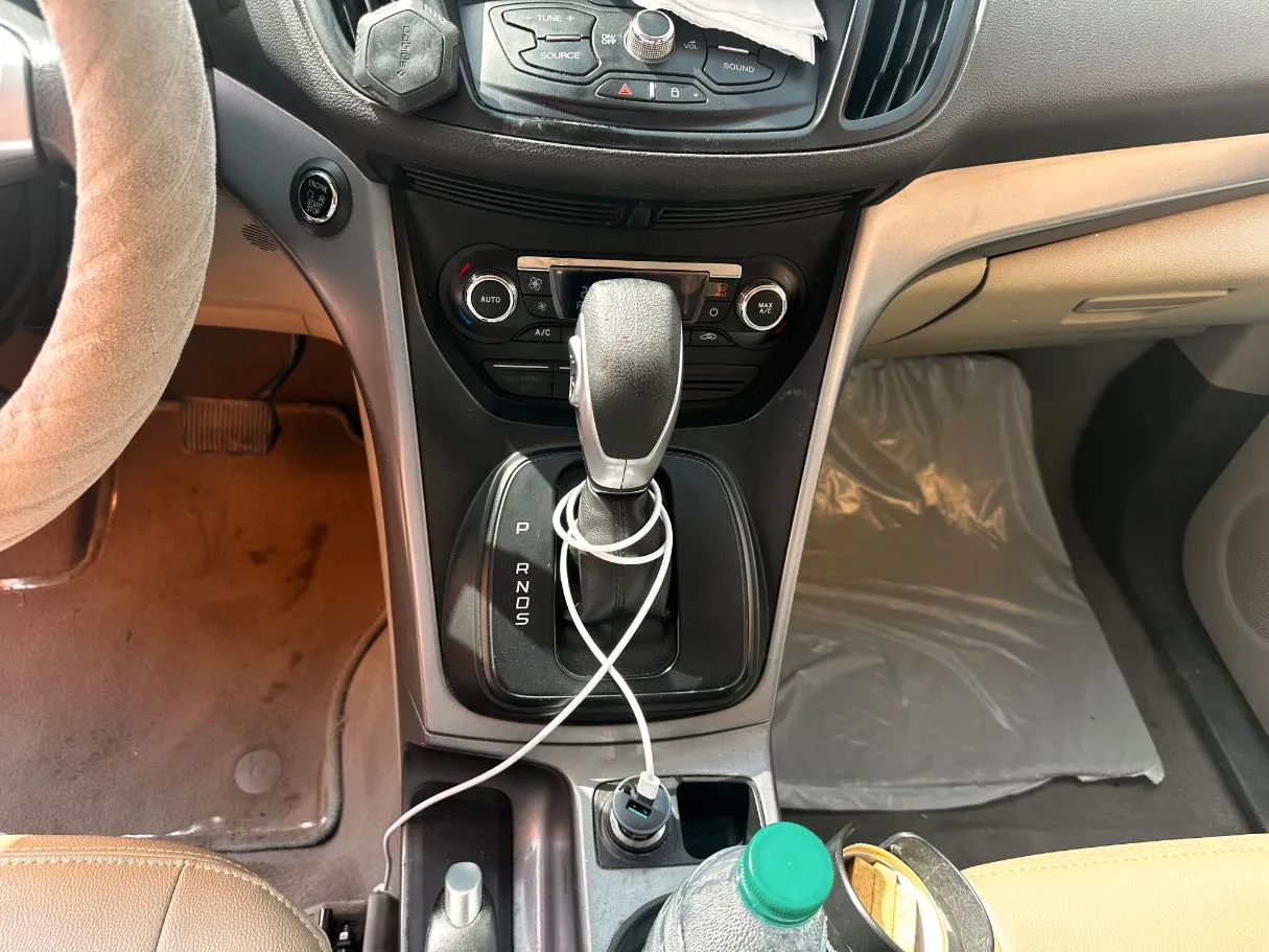 Car image 18