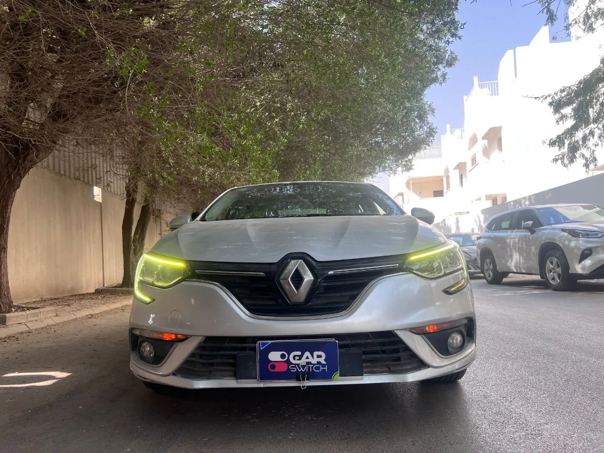 Car image 2