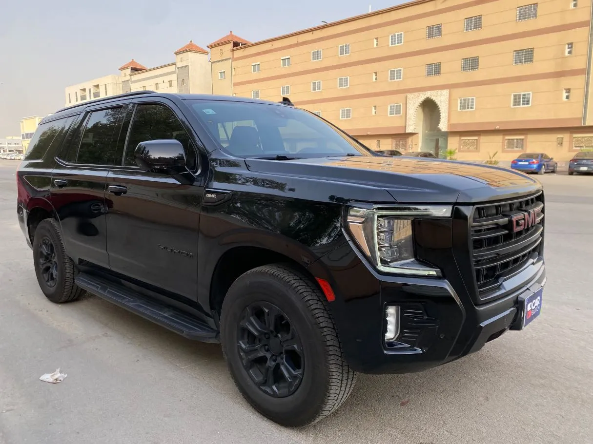 Car image 3