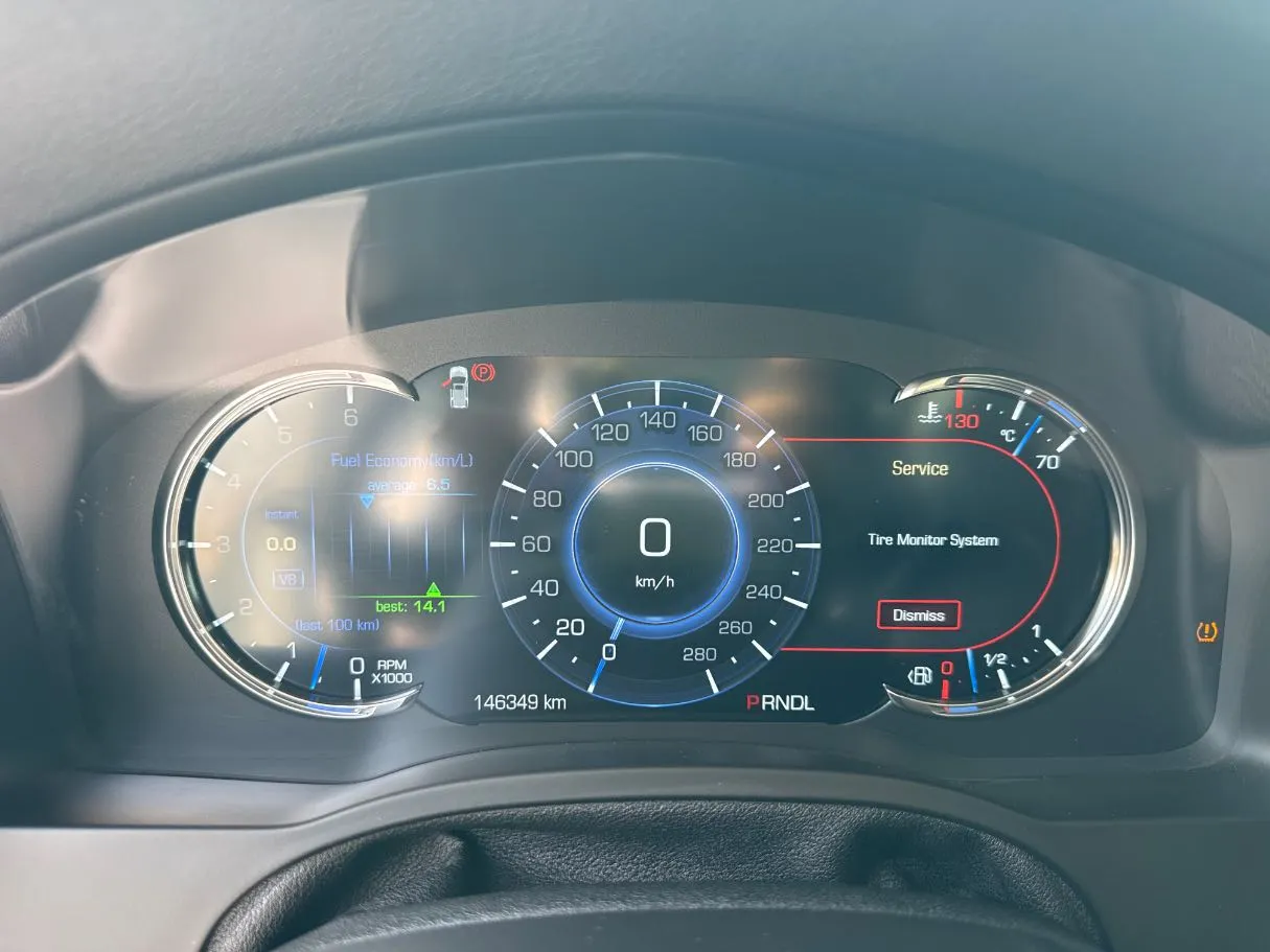 Car image 18