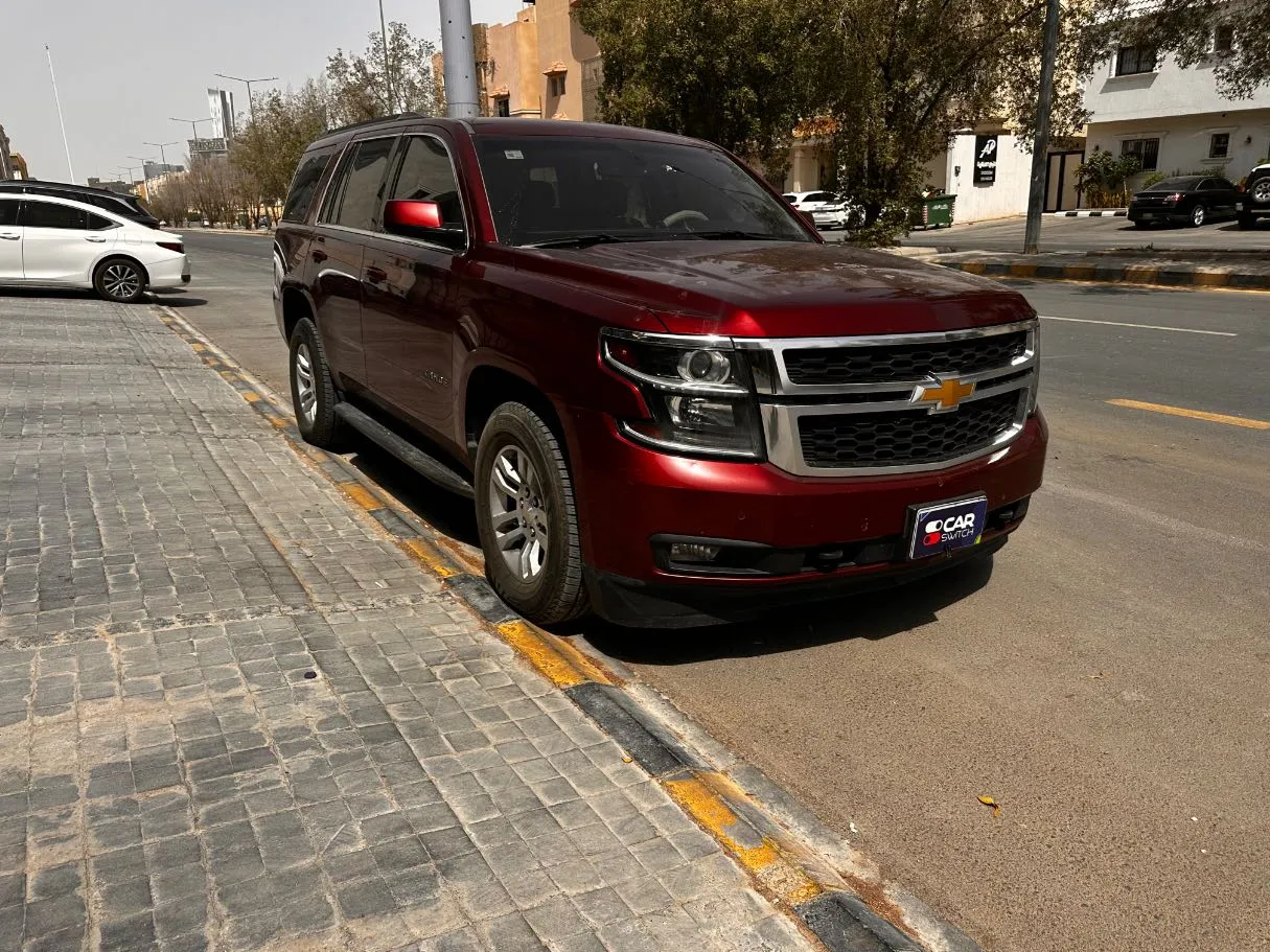 Car image 3