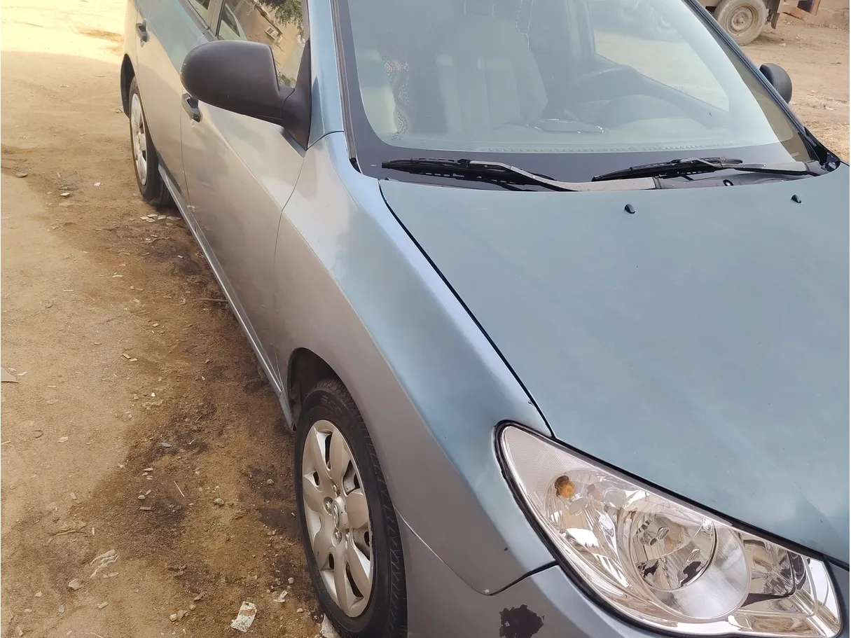 Car image 2
