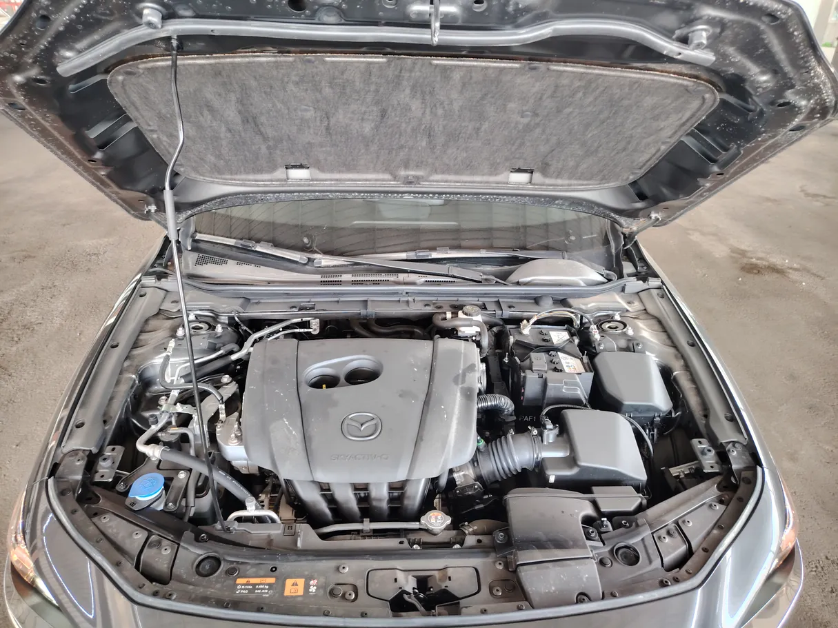 Car image 28
