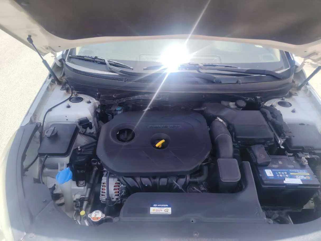Car image 29