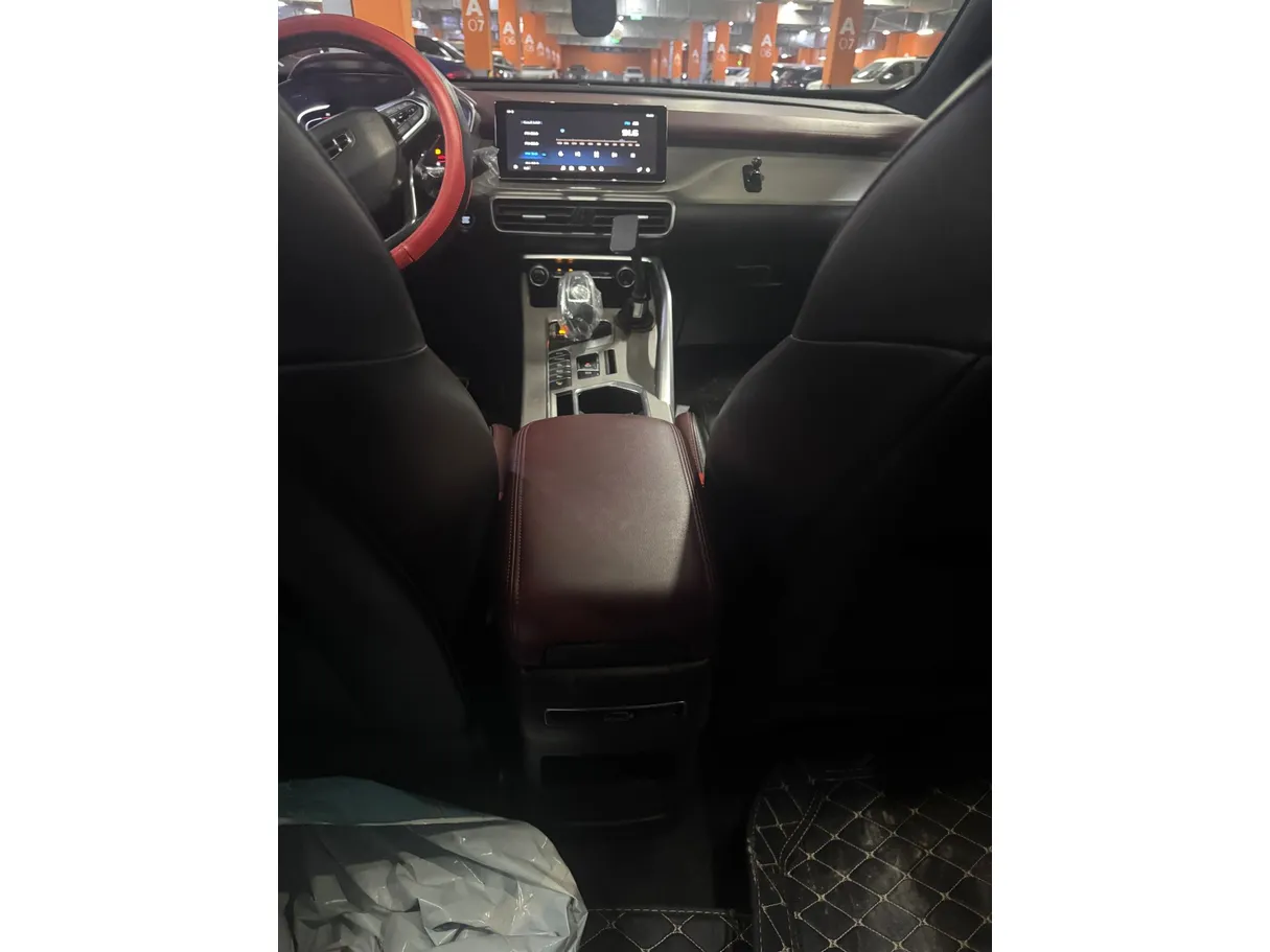 Car image 22