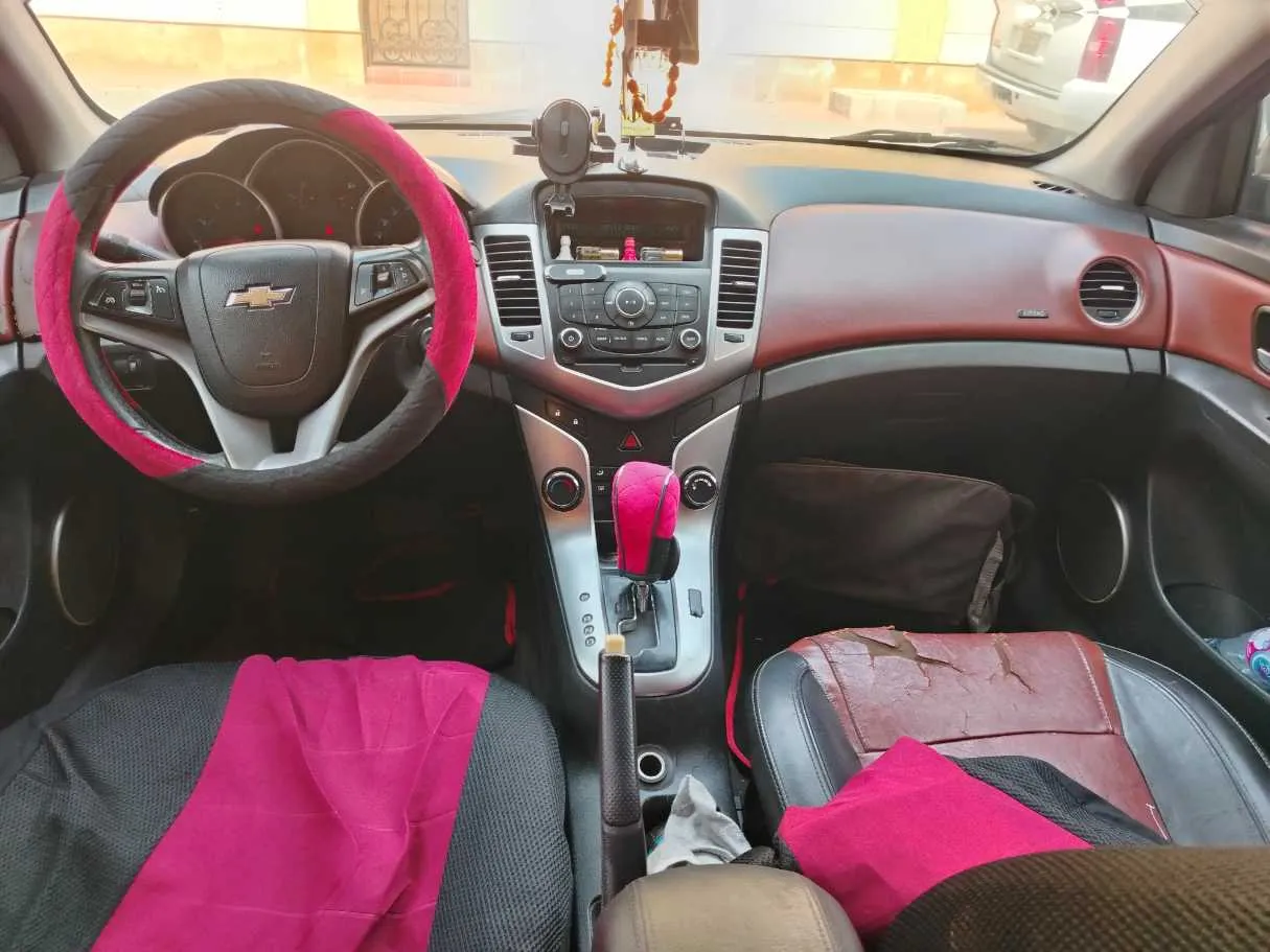 Car image 22