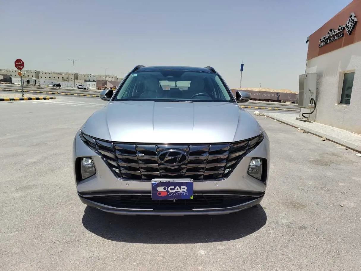 Car image 2